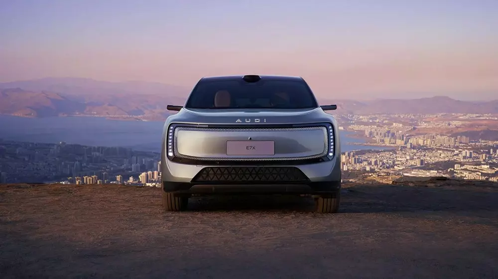 SUV điện AUDI E7X ra mắt với hệ thống đèn ấn tượng, chạy hơn 700 km sau 1 lần sạc - Ảnh 7.
