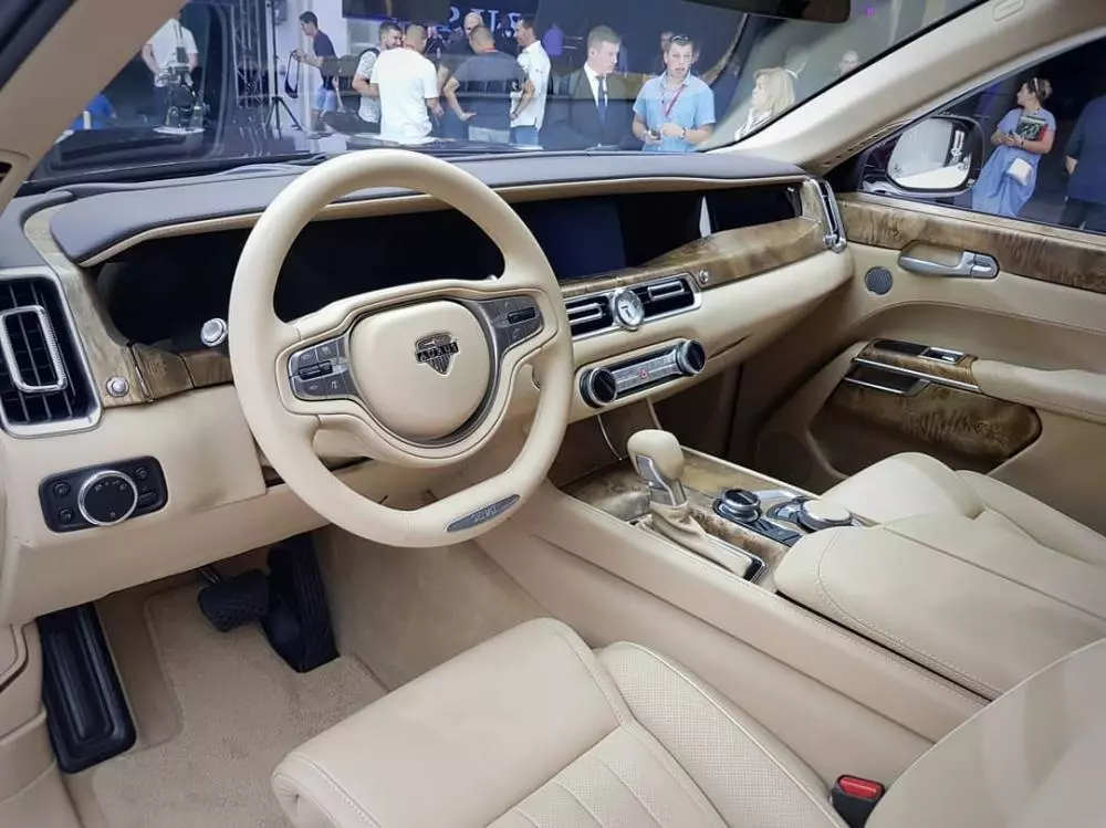 Quốc vương Malaysia sở hữu Aurus Senat - xe limousine chuyên chở Tổng thống Nga - Ảnh 4. Quốc vương Malaysia sở hữu Aurus Senat - xe limousine chuyên chở Tổng thống Nga - Ảnh 4.