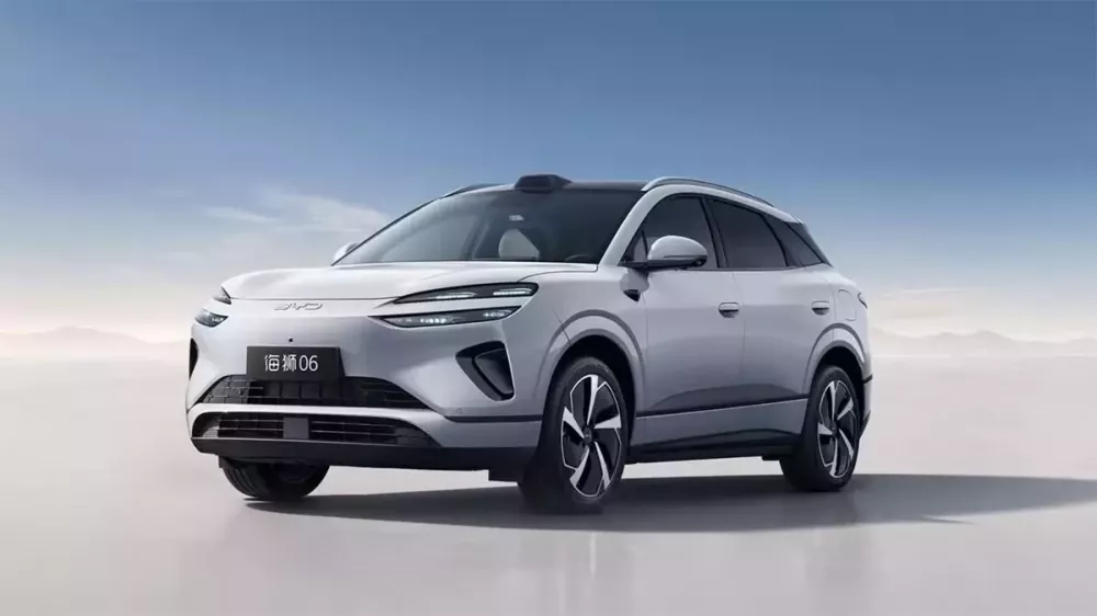 BYD Sealion 06 DM-i 2026 có hệ thống kiểm soát thân xe thông minh DiSus-C BYD Sealion 06 DM-i 2026 có hệ thống kiểm soát thân xe thông minh DiSus-C