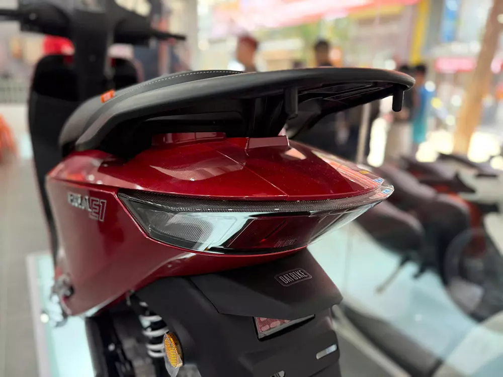 Dat Bike ERA có thể chạy 200 km sau 1 lần sạc đầy pin Dat Bike ERA có thể chạy 200 km sau 1 lần sạc đầy pin