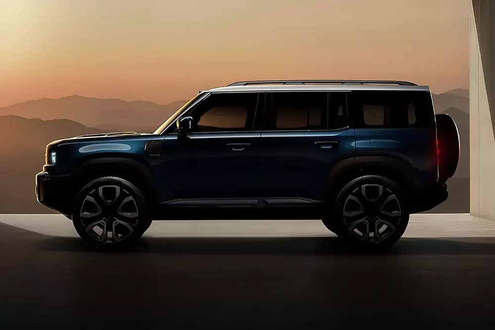 Geely Galaxy Cruiser 700 là xe hybrid sạc điện với động cơ xăng và 3 mô-tơ điện Geely Galaxy Cruiser 700 là xe hybrid sạc điện với động cơ xăng và 3 mô-tơ điện