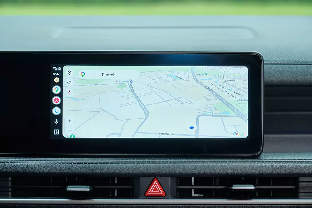 Màn hình giải trí hỗ trợ kết nối Apple CarPlay/Android Auto không dây có thao tác sử dụng mượt mà. Màn hình giải trí hỗ trợ kết nối Apple CarPlay/Android Auto không dây có thao tác sử dụng mượt mà.