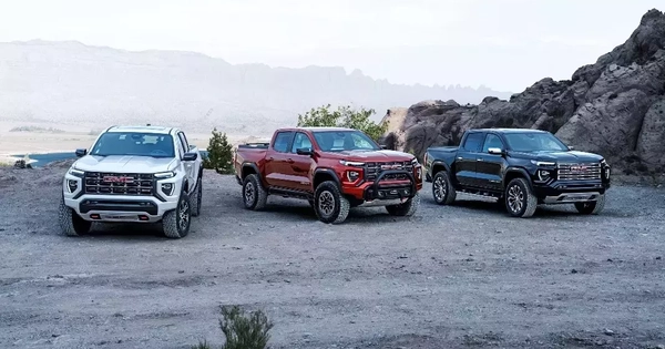 Xe bán tải hạng nặng GMC Canyon AT4X AEV Edition bị triệu hồi
