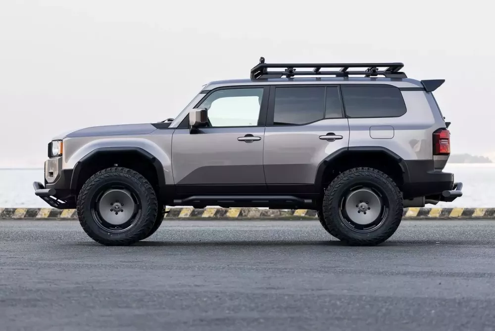 Chiếc xe Toyota Land Cruiser 250 này hoàn toàn khác biệt sau khi được Kuhl tạo ra- Ảnh 3. Chiếc xe Toyota Land Cruiser 250 này hoàn toàn khác biệt sau khi được Kuhl tạo ra- Ảnh 3.