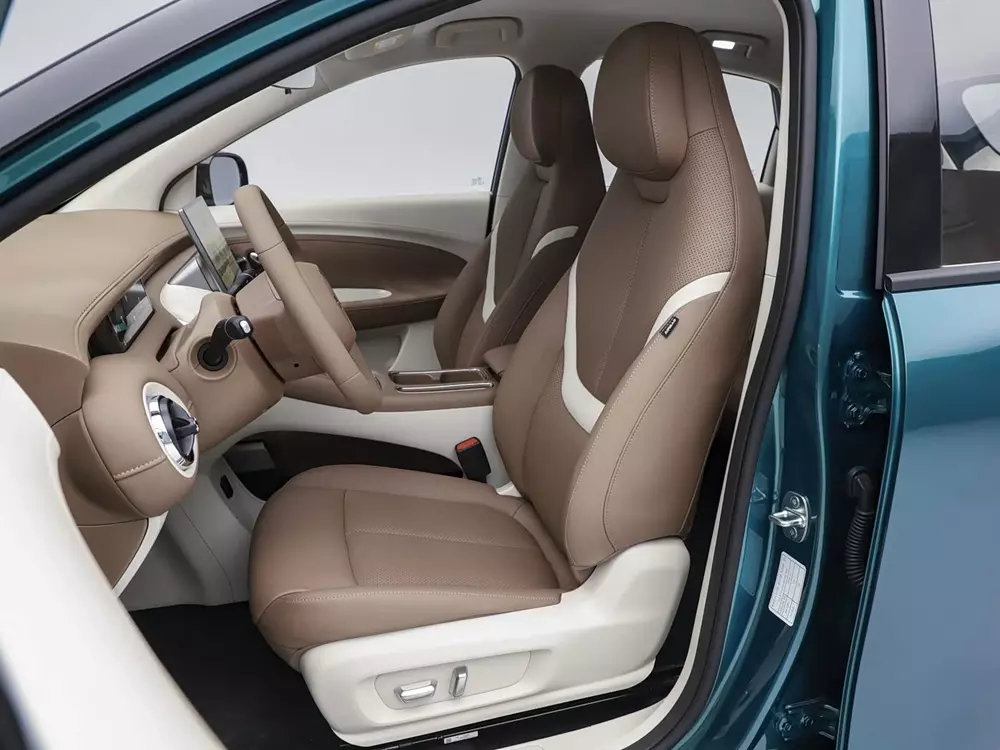 Hàng ghế trước của Wuling Bingo Pro Hàng ghế trước của Wuling Bingo Pro