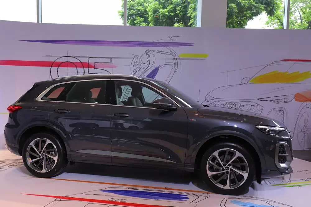 Audi Q5 thế hệ mới phiên bản SUV truyền thống Audi Q5 thế hệ mới phiên bản SUV truyền thống