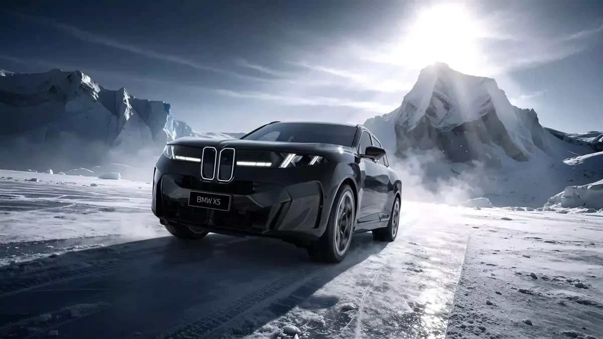 Mới ra mắt không lâu, BMW X5 đã được bổ sung bản trục cơ sở dài với nội thất rộng hơn cả X7