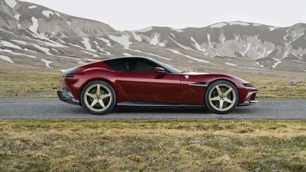 ferrari-12cilindri-manuale-9-45e2 12Cilindri Manuale - siêu xe số sàn đầu tiên của Ferrari kể từ năm 2013 - Ảnh 5.