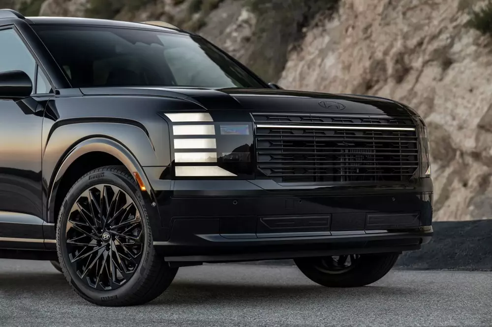 SUV cỡ lớn Hyundai Palisade được bổ sung phiên bản đầu bảng mới với thiết kế mạnh mẽ hơn - Ảnh 2.