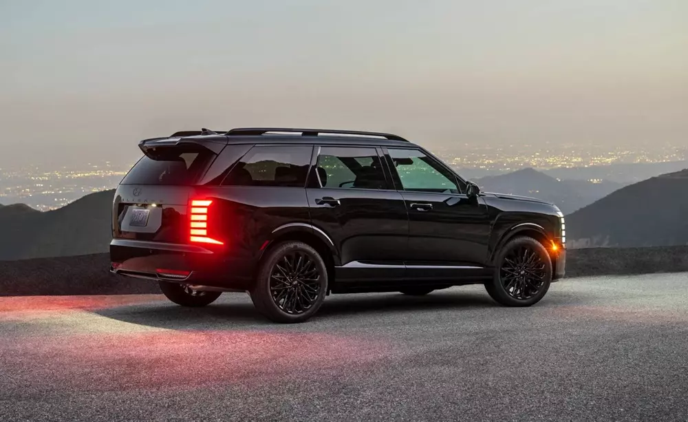 SUV cỡ lớn Hyundai Palisade được bổ sung phiên bản đầu bảng mới với thiết kế mạnh mẽ hơn - Ảnh 5.