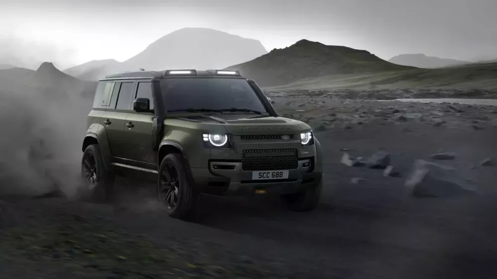 land-rover-defender-2027-4-23a0 Land Rover Defender 2027 trình làng, thêm lớp phim bảo vệ có thể tự phục hồi các vết xước nhỏ - Ảnh 2.