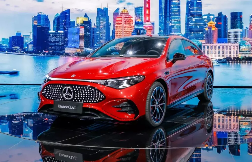 mercedes-benz-cla-l-2-5ce1-1 Phiên bản kéo dài của Mercedes-Benz CLA sắp bán tại Việt Nam bị tạm dừng sản xuất vì doanh số thấp - Ảnh 1.