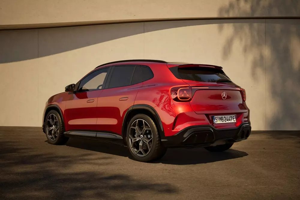 mercedes-benz-gla-2027-7-8e2f Mercedes-Benz GLA 2027 ra mắt với 3 phiên bản thuần điện