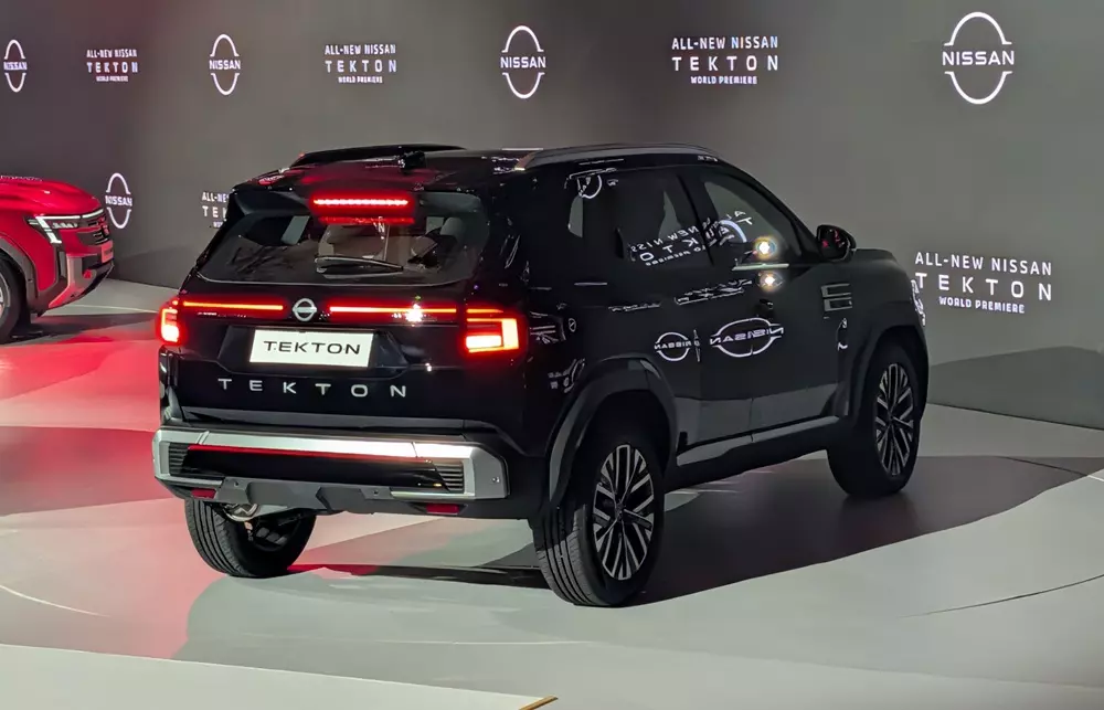nissan-tekton-19-36ce Nissan Tekton ra mắt với thiết kế như Patrol thu nhỏ, giá siêu rẻ, cạnh tranh Hyundai Creta - Ảnh 4.