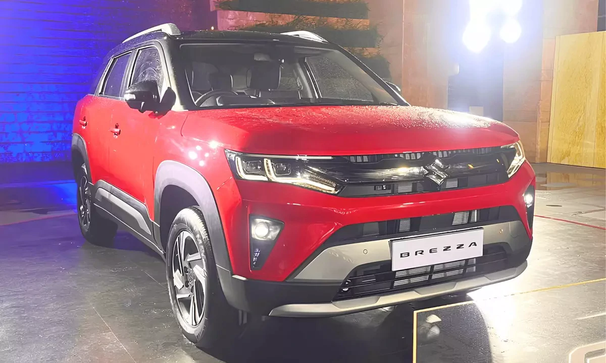 Suzuki Brezza ra mắt phiên bản nâng cấp với động cơ tăng áp mới, màn hình lớn hơn, giá siêu rẻ