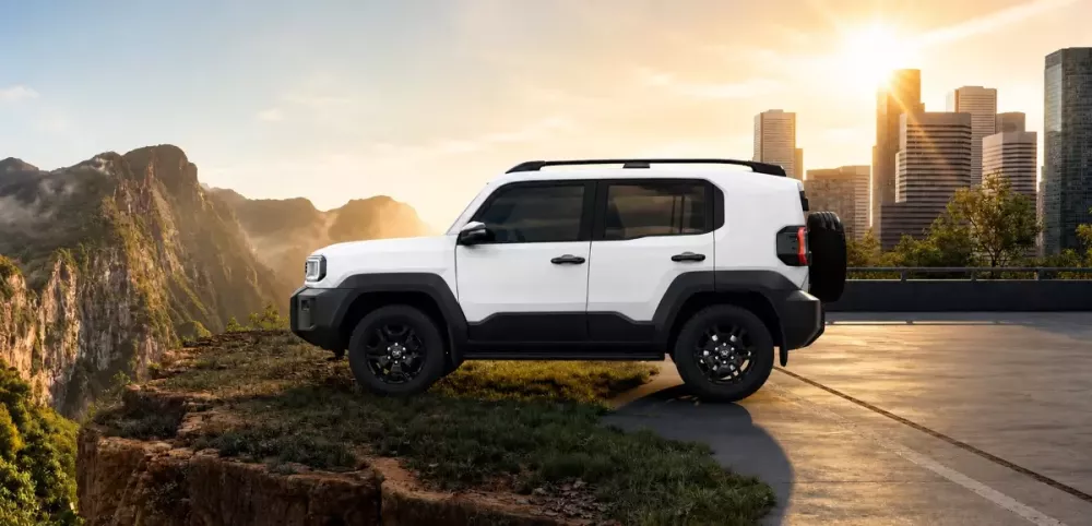 “Xe chơi” Toyota Land Cruiser FJ ra mắt Việt Nam, giá từ 1,198 tỷ đồng- Ảnh 2.