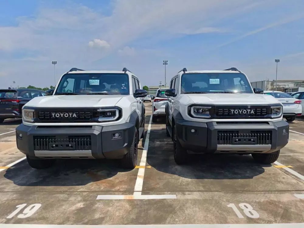 toyota-land-cruiser-fj-68d0-1 Toyota Land Cruiser FJ đã cập cảng Việt Nam, chờ ngày ra mắt chính thức