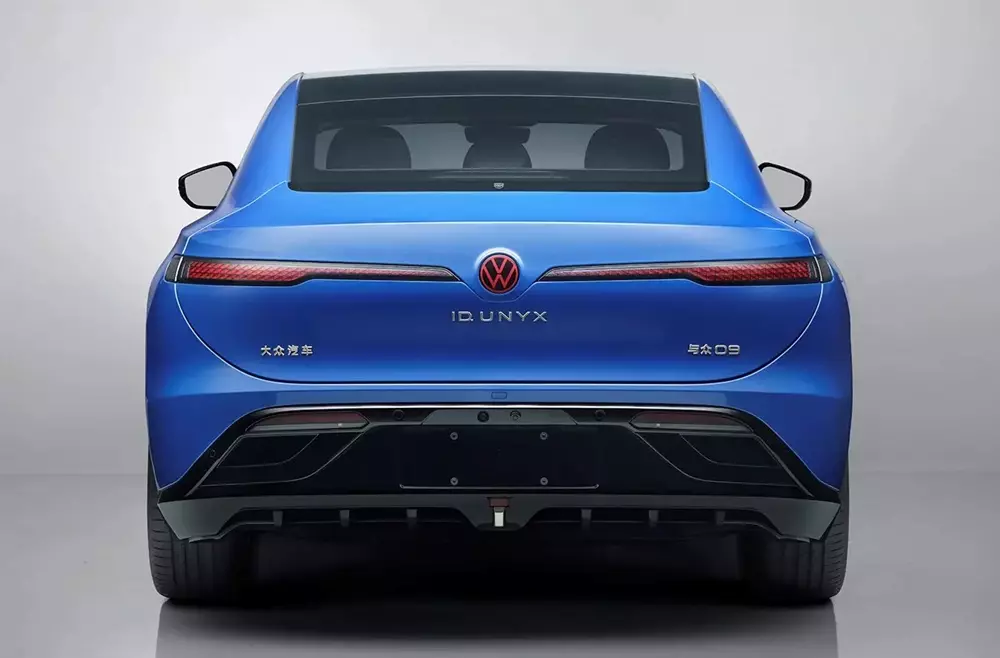 volkswagen-id-unyx-09-3-26c1 Sedan cỡ lớn Volkswagen ID. Unyx 09 lộ diện với thiết kế thể thao, sử dụng pin của CATL - Ảnh 5.