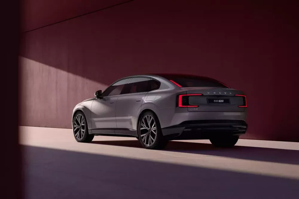 volvo-es90-2-e34a Volvo ES90 có 3 cấu hình động cơ điện