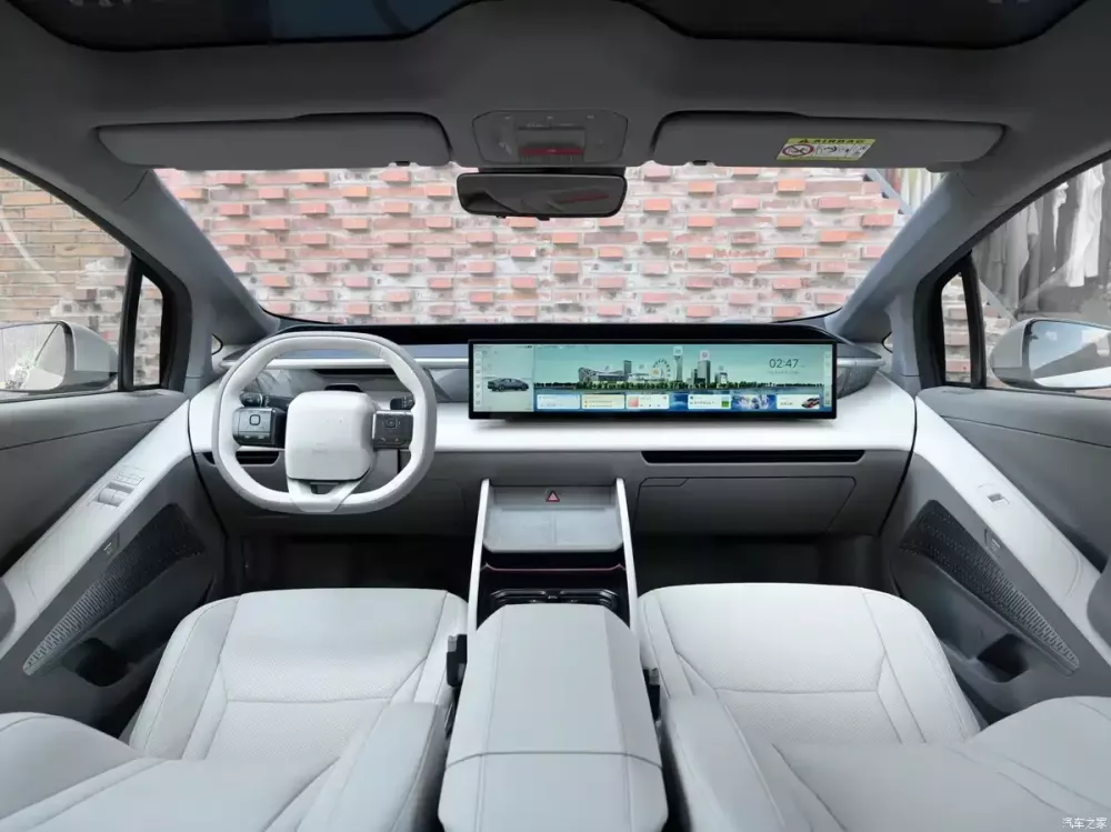 Khoang lái bên trong Hyundai Ioniq V
