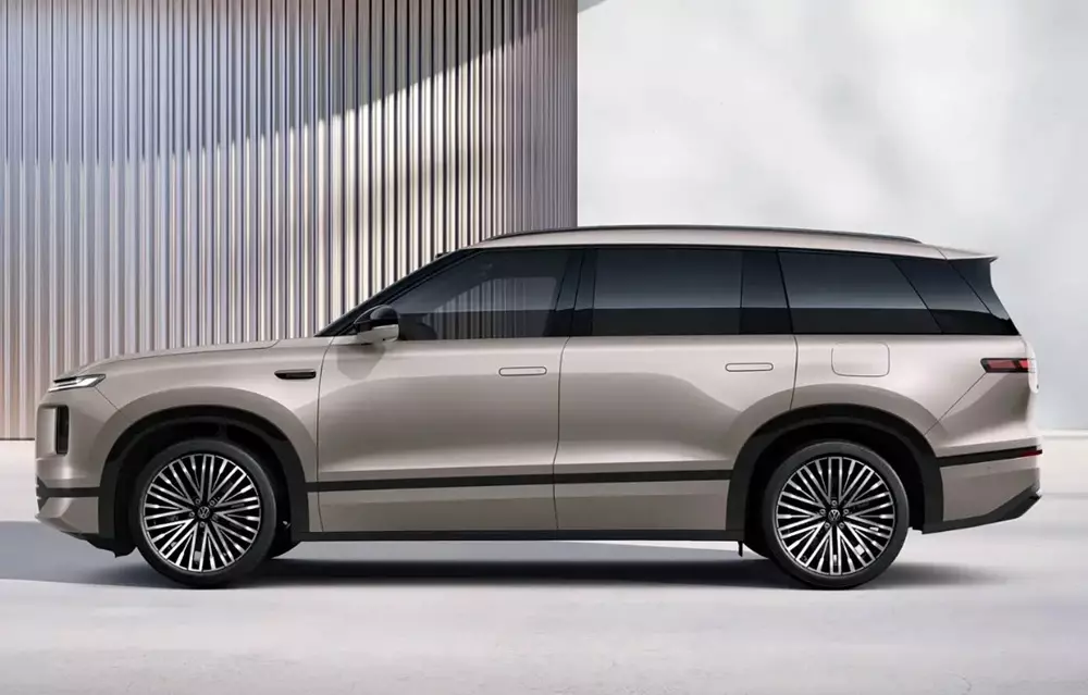 volkswagen-id-era-9x-8-0651 Đại lý Volkswagen Việt Nam chính thức nhận cọc cho SUV cỡ lớn ID. Era 9X mới, giá dự kiến dưới 3 tỷ đồng - Ảnh 3.