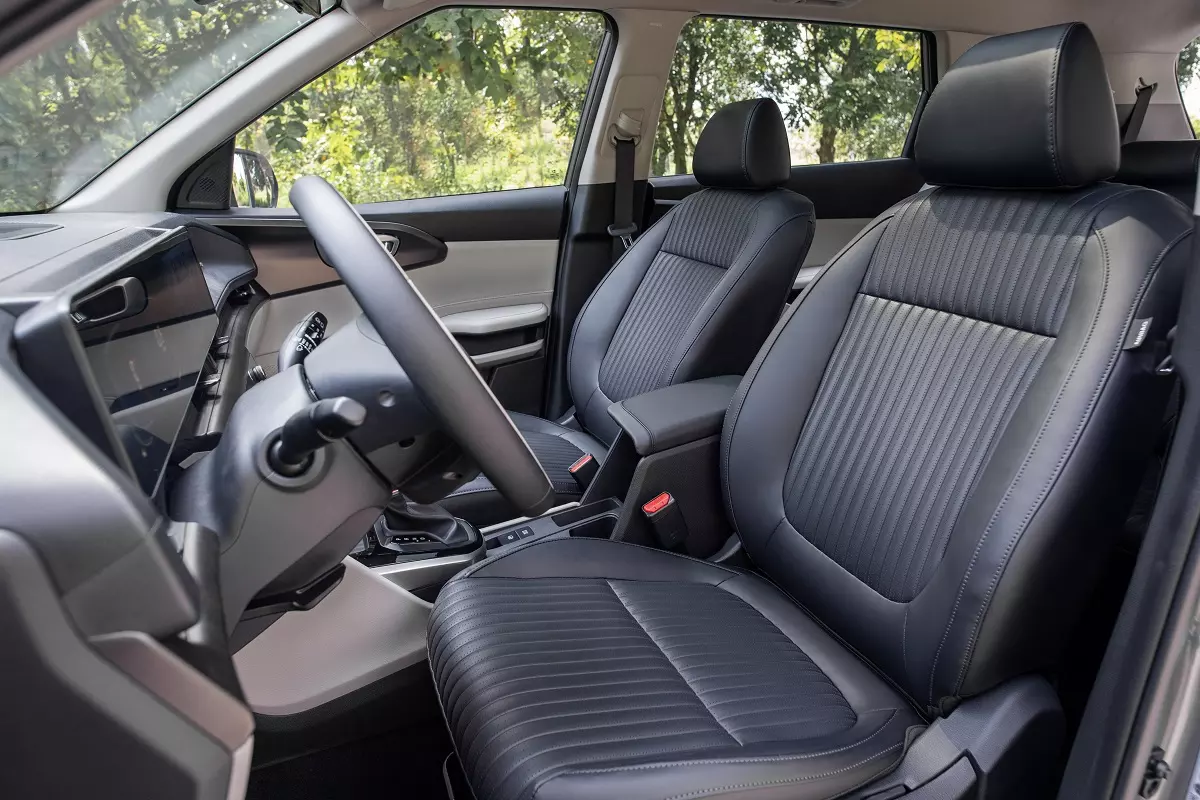 Kia Carens Clavis tại Việt Nam: MPV 7 chỗ mang dáng SUV, thêm ADAS, giá từ 639 triệu đồng - Ảnh 6.