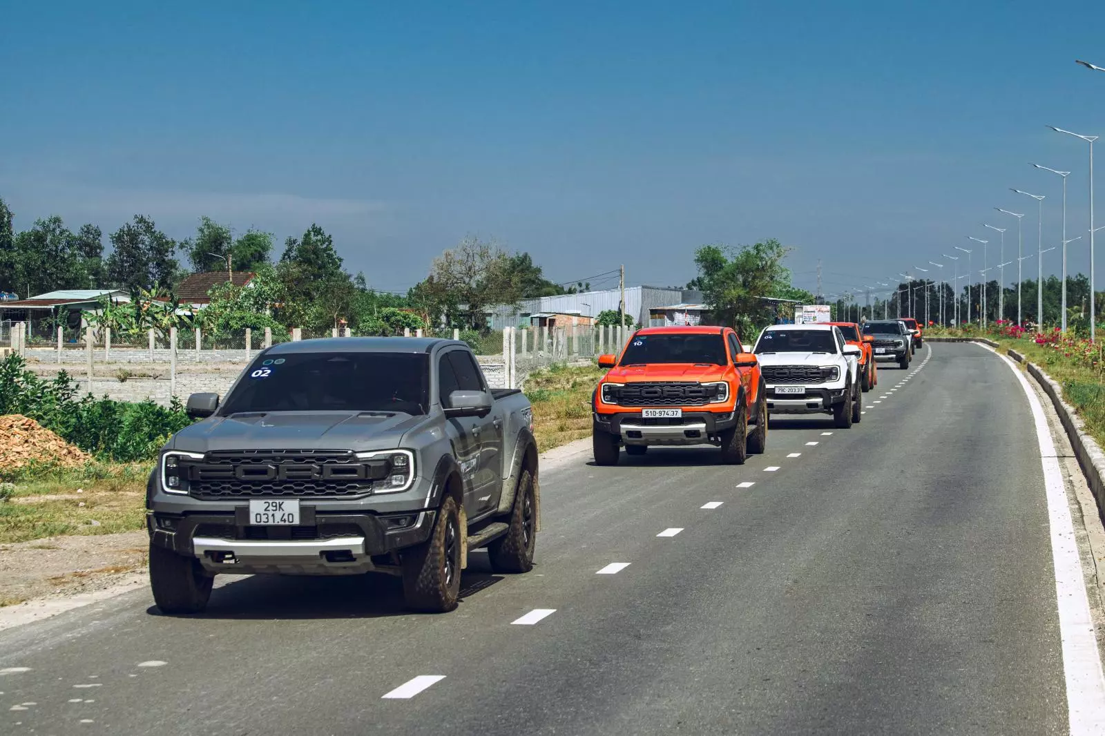 ford-raptor-1-6829 1.514 xe Ford Ranger VIN 2026 tại Việt Nam dính án triệu hồi vì lỗi túi khí rèm.