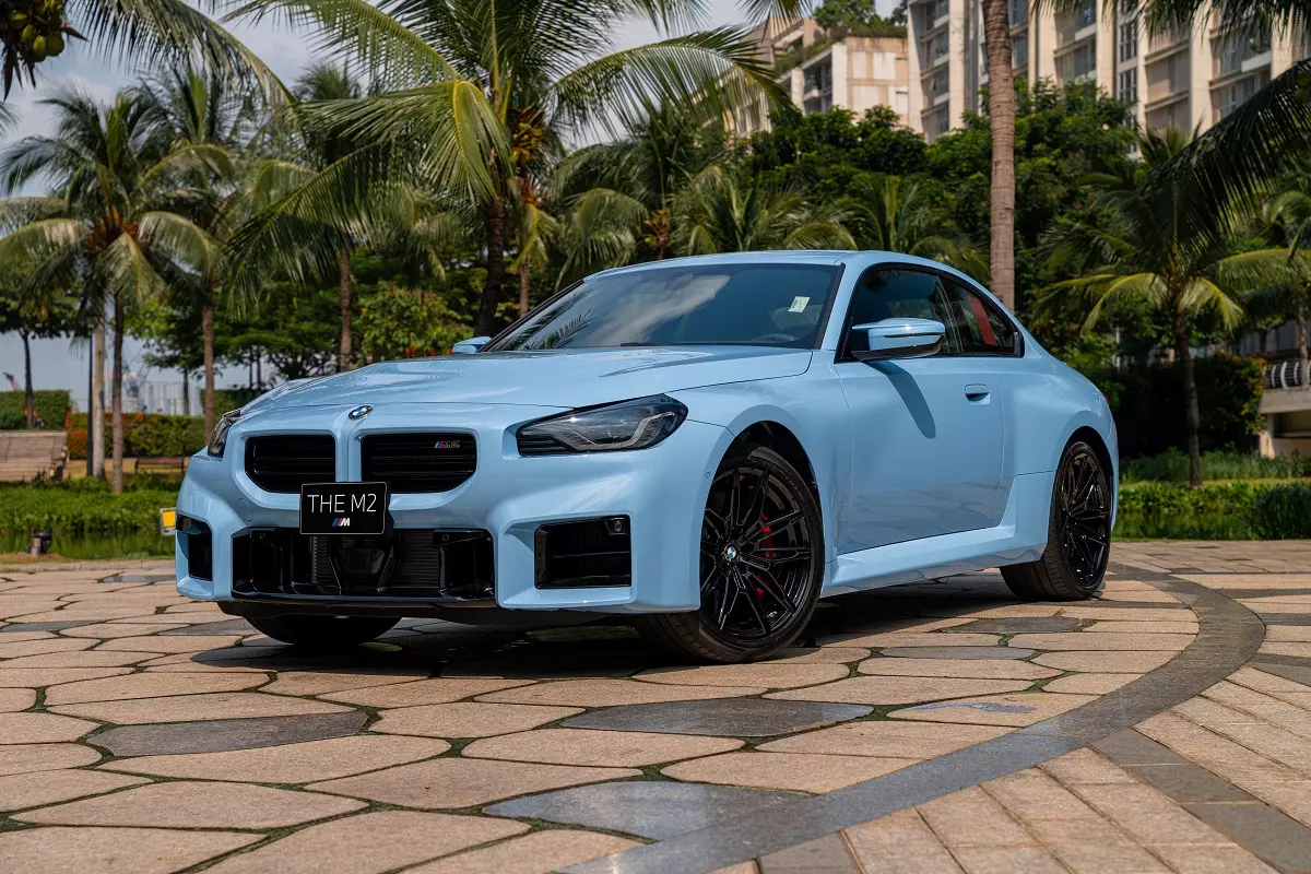 Chi tiết BMW M2 giá từ 4,099 tỷ đồng, mạnh 480 mã lực tại Việt Nam - Ảnh 1.