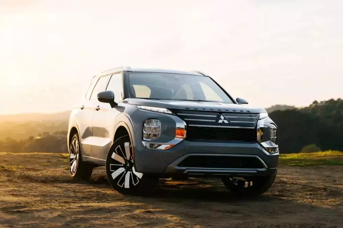 Mitsubishi Outlander thế hệ mới sắp được bán ở Việt Nam, giá dự kiến cao hơn Destinator