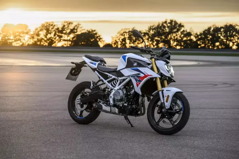 Vén màn BMW F 450 R – xe naked bike thể thao dành cho đường phố mới