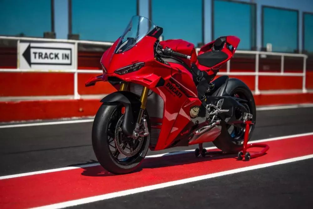 Ducati Panigale V4 2027 trình làng với công suất tăng lên 218 mã lực và khung gầm tinh chỉnh - Ảnh 1.