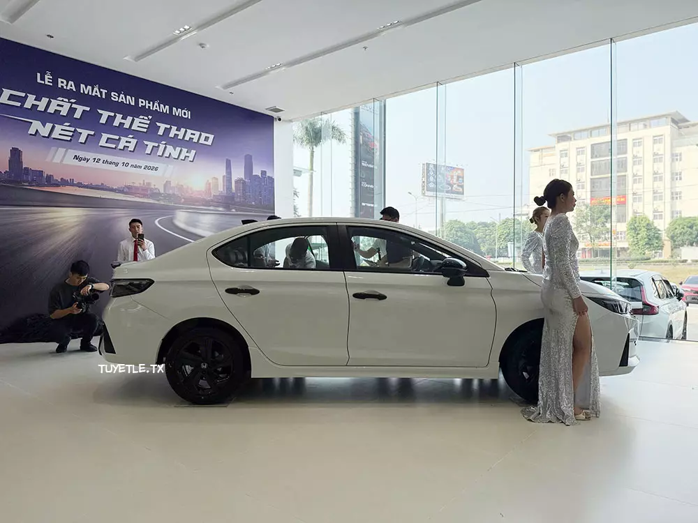 honda-city-2027-2-146c Honda City 2027 chính thức ra mắt Việt Nam, chỉ còn 2 phiên bản, giá từ 539 triệu đồng - Ảnh 5.