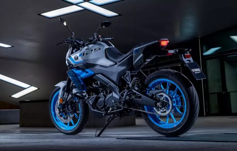yamaha-mt-125-2027-3-8d52 Yamaha MT-125 2027 giữ nguyên động cơ cũ